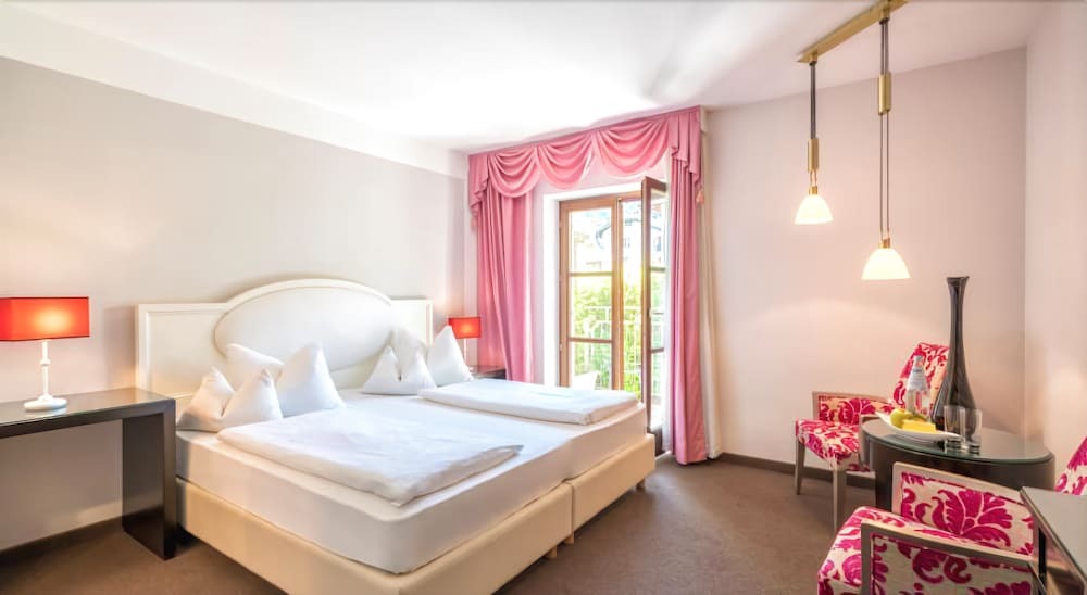 Hotel Villa Groff Ora / Auer Buitenkant foto
