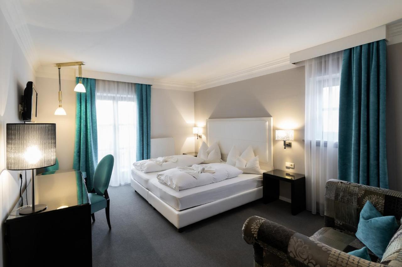 Hotel Villa Groff Ora / Auer Buitenkant foto