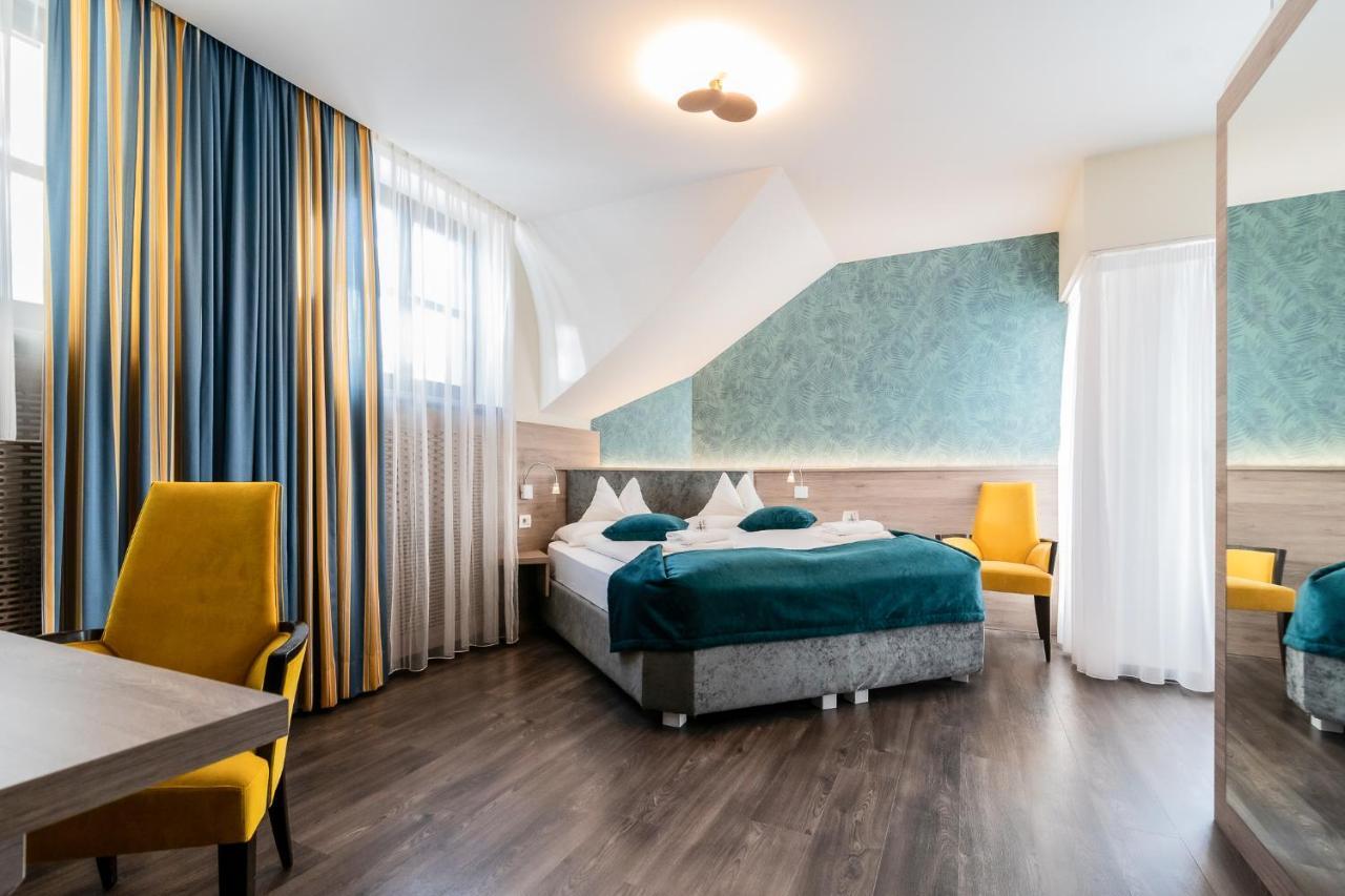 Hotel Villa Groff Ora / Auer Buitenkant foto